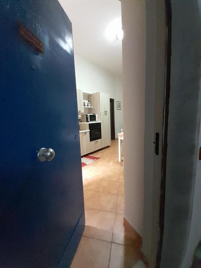 דירות נאפולי Dimora Donna Carmela מראה חיצוני תמונה